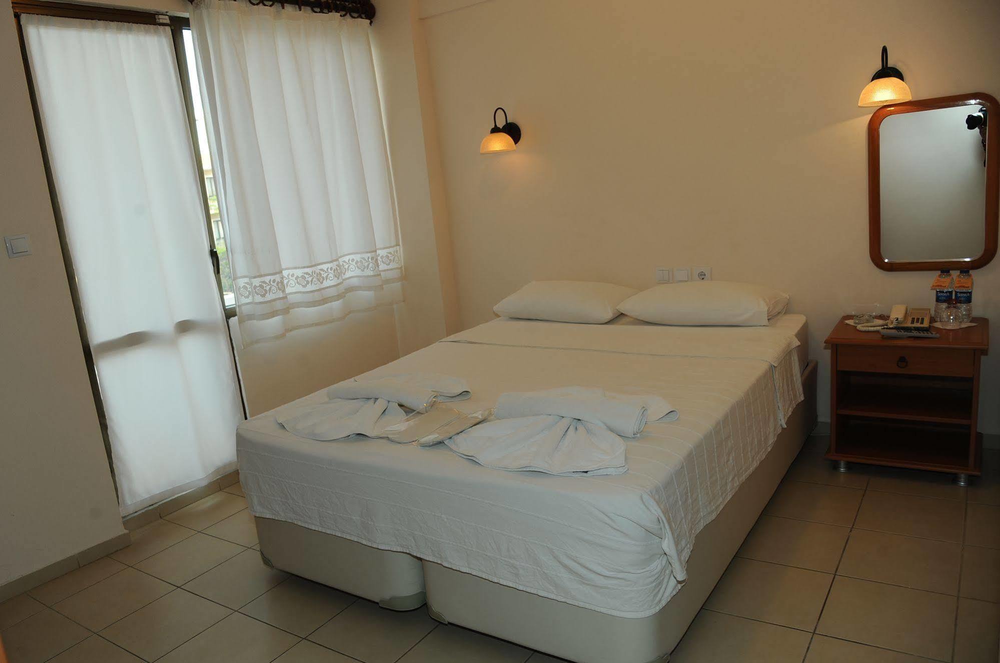 Hotel Dorukhan Kusadasi Luaran gambar